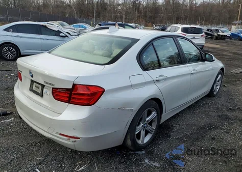 2015 BMW 328 Xi Sulev z USA, uszkodzony, nr VIN WBA3B5G59FNS19179